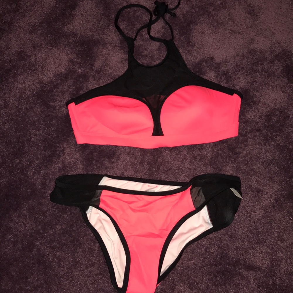 PINK SWIM - Picture 1 of 1
